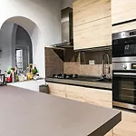 ML Luxury Apartment